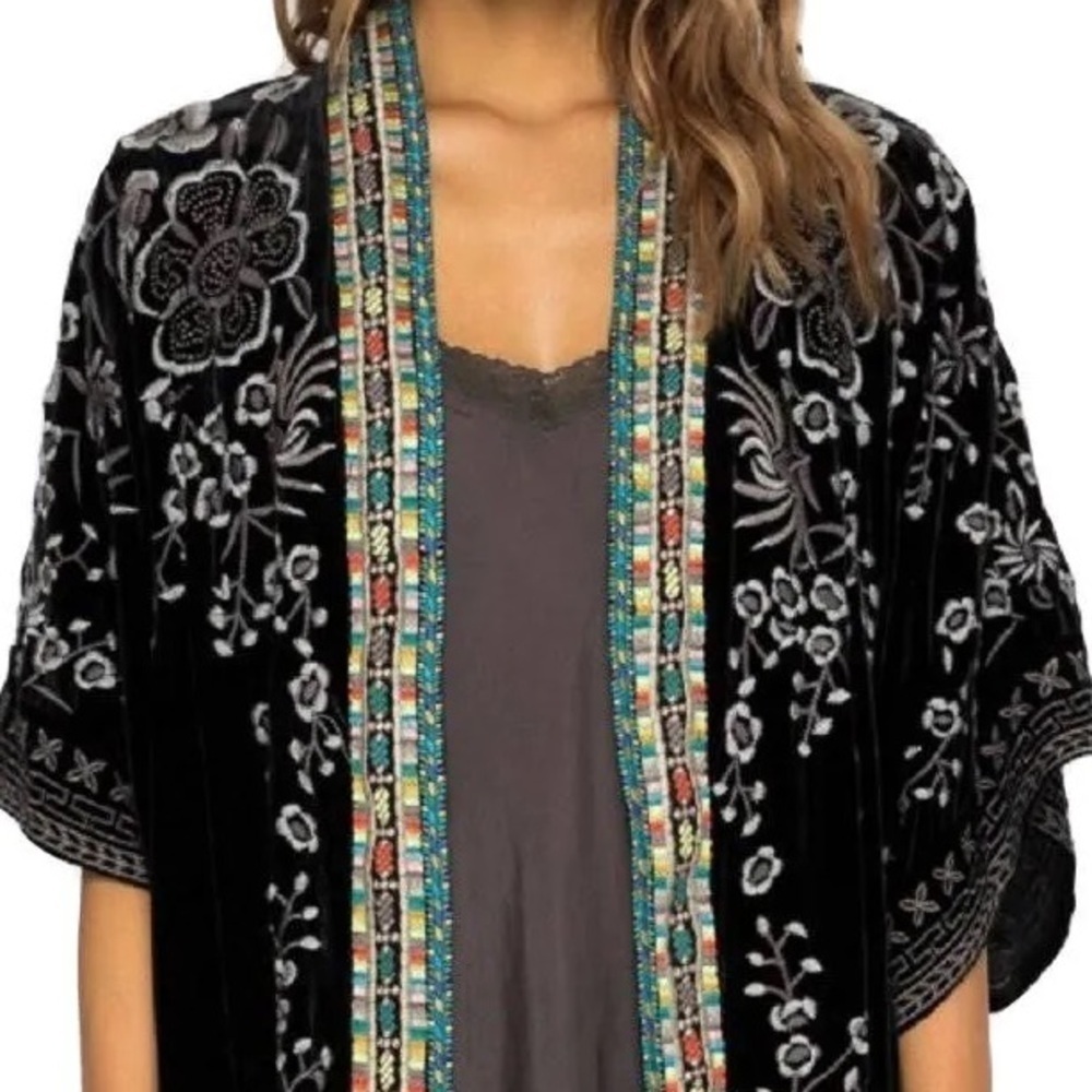 Johnny Was Okinawa Black Velvet Embroidered Kimono/Jacket NWT (short version) - Picture 4 of 13